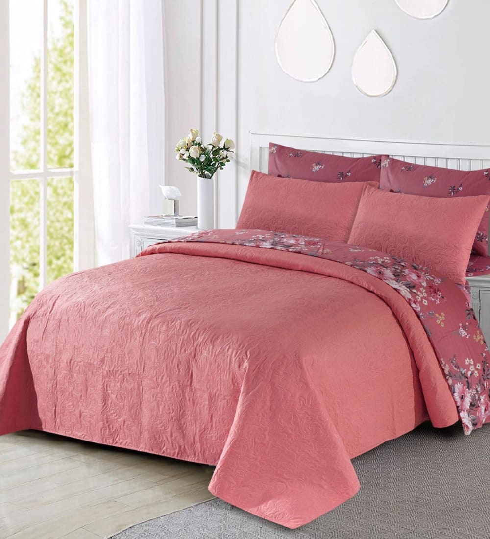 Soft Pink Combo Bedspread 6Pc Set Quilts & Comforters